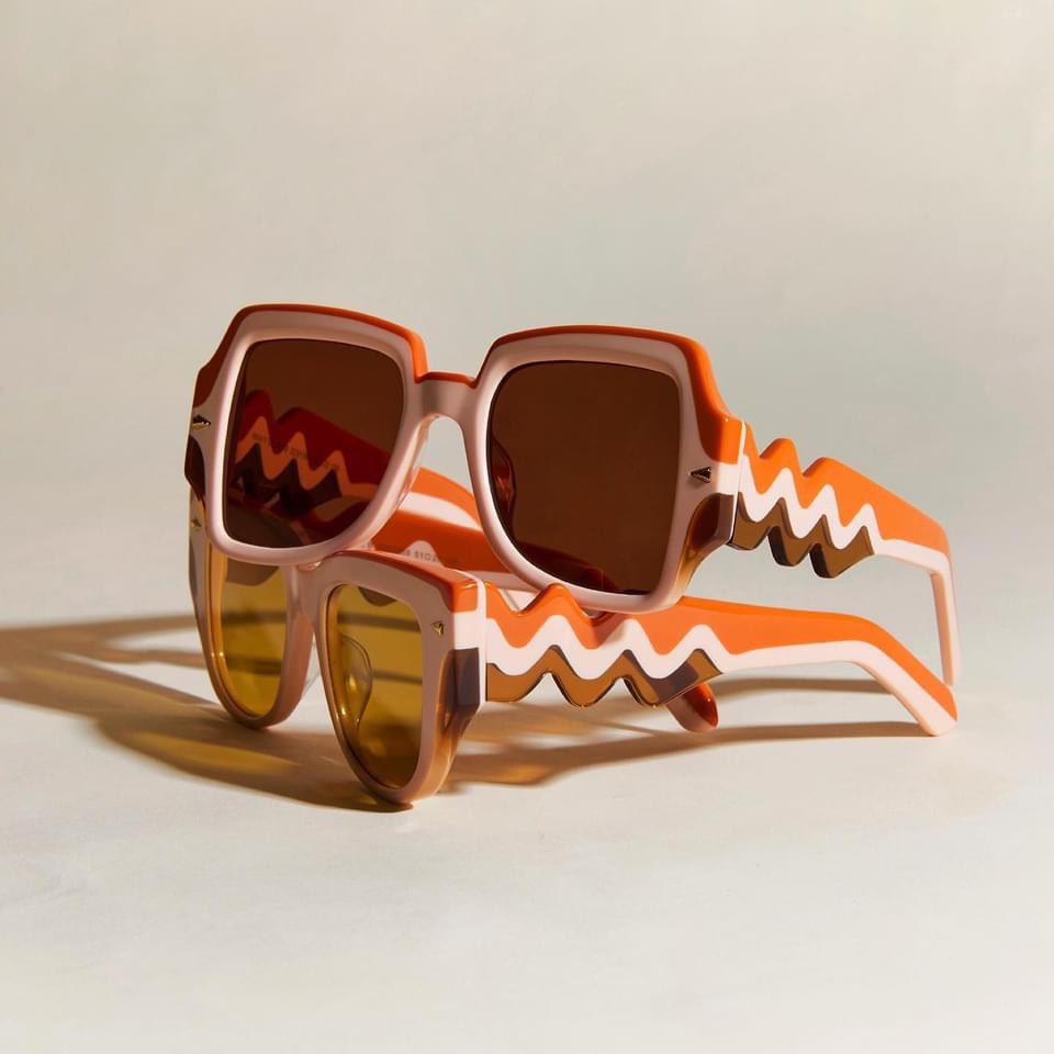 Quad22Thailand's tweet photo. Discover New #Karenwalker Eyewear Collection • Wavy temples and contrast lamination
Eyewear Distributed by @quad22_thailand
#Quad22 #Quad22Thailand #sunglasses #Karenwalkereyewear #Newrelease #bioacetate https://t.co/4GG9awzFaF