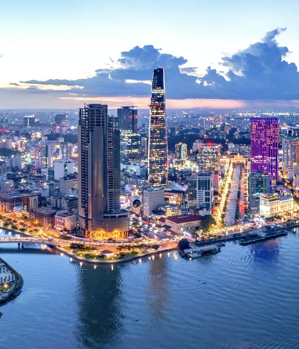 Awardmagic tweet media