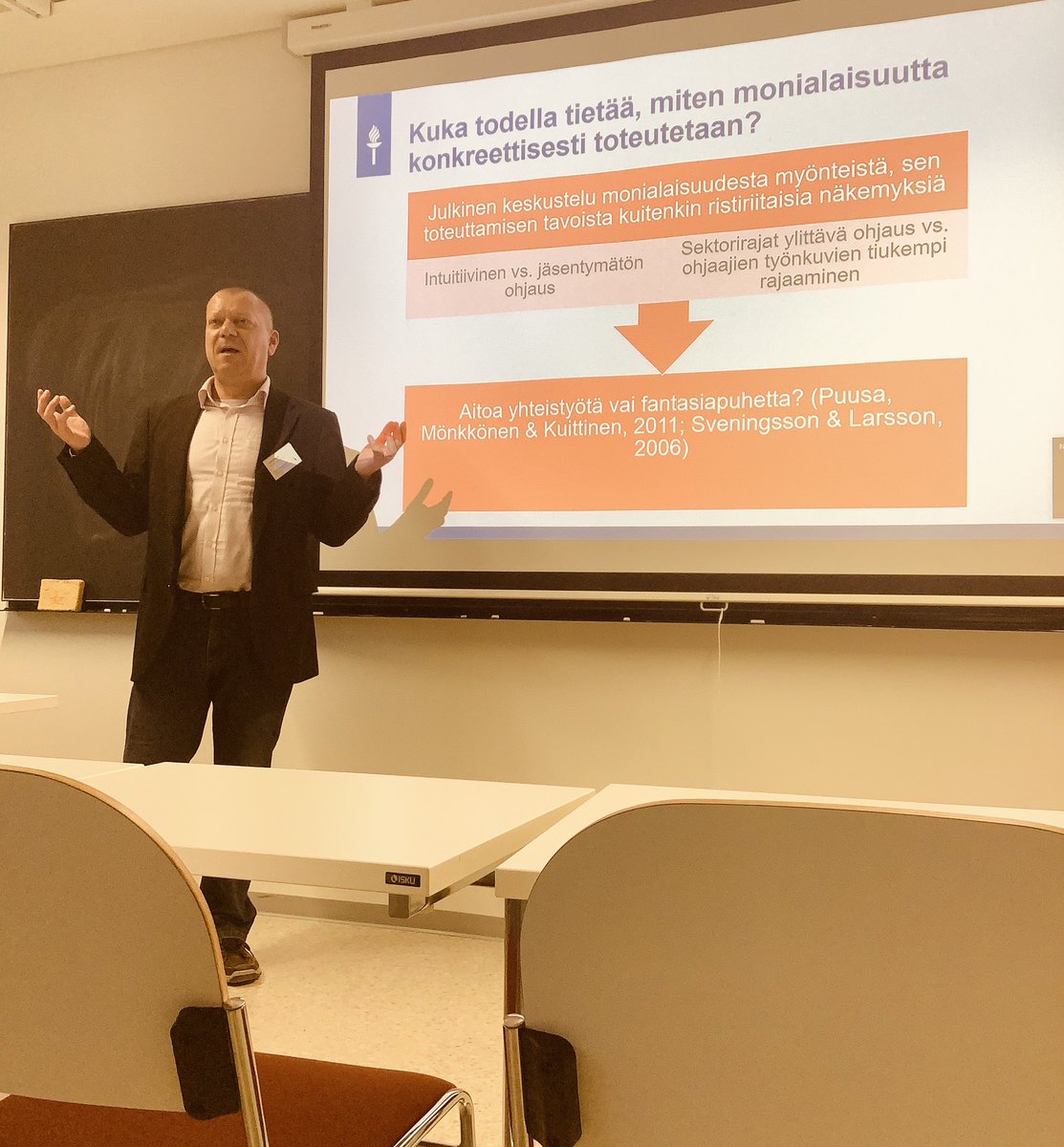 Jaakko Helander (@jaakkohelander) on Twitter photo Aika kiittää ja suunnata toisaalle. Lämmin kiitos kaikille järjestäjille #Nuorisotutkimuspäivät ja kollegoille - ensi vuonna nähdään! <a href="/Nuorisotutkimus/">Nuorisotutkimusseura</a> <a href="/UniEastFinland/">University of Eastern Finland</a> <a href="/UEFohjaus/">UEF ohjauksen koulutus</a> Aika kiittää ja suunnata toisaalle. Lämmin kiitos kaikille järjestäjille #Nuorisotutkimuspäivät ja kollegoille - ensi vuonna nähdään! <a href="/Nuorisotutkimus/">Nuorisotutkimusseura</a> <a href="/UniEastFinland/">University of Eastern Finland</a> <a href="/UEFohjaus/">UEF ohjauksen koulutus</a>