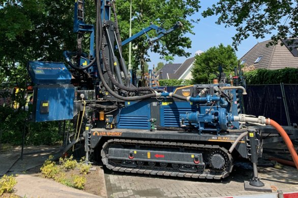 An interesting shallow geothermal project in 🇳🇱! Drilling into the top of a salt dome, looking for elevated temperatures. Read here how the project went... 

expronews.com/drilling-into-…

#geothermalenergy #subsurface #temperaturemeasurement #energytransition #netherlands