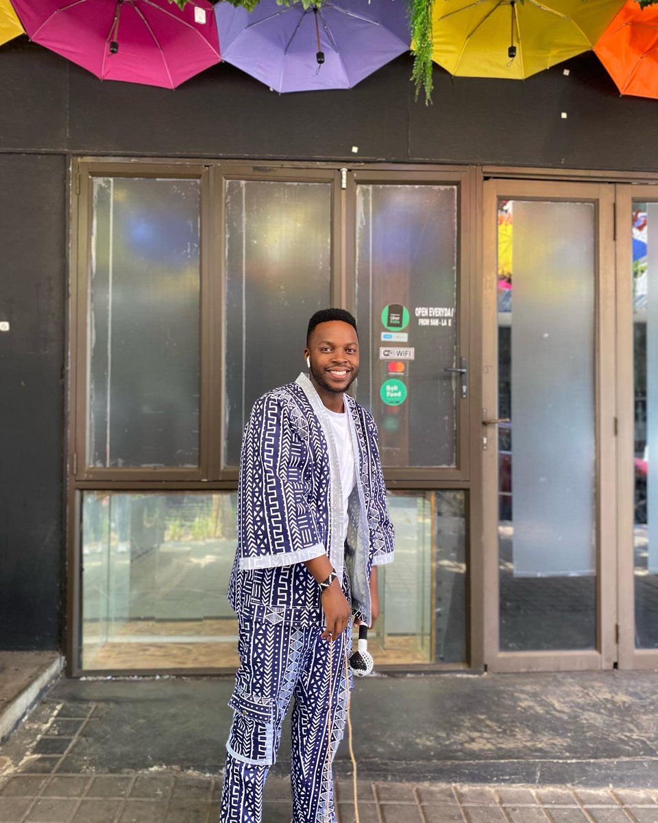 SykeKhoisan's tweet photo. @khoisanafrica took us to Joburg for some official business💯🇿🇦🇧🇼 https://t.co/XAbSrJ4oLK