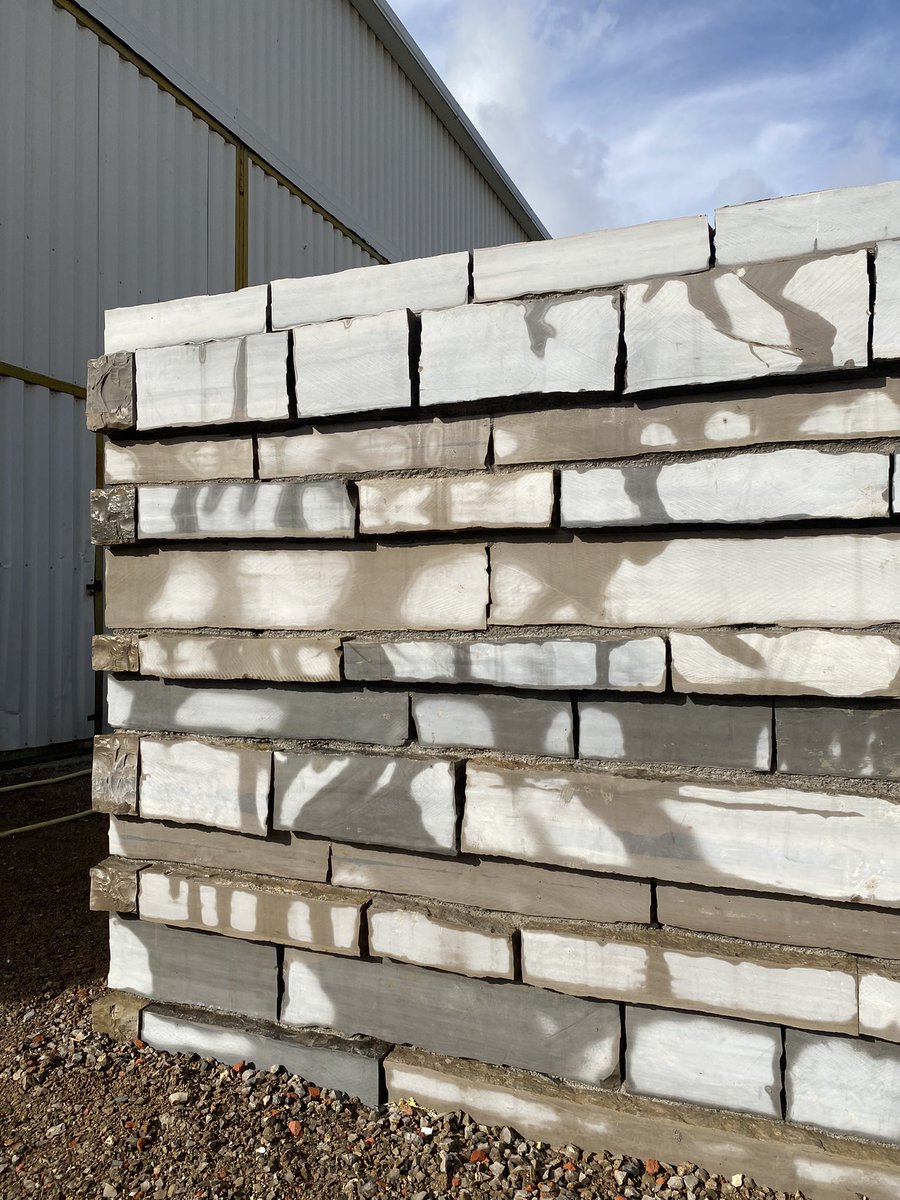 Dans notre démarche bas carbone, nous sommes allé visiter les carrières de Montdardier pour choisir les pierres ne notre projet Casa Pèira à <a href="/montpellier_/">Ville de Montpellier</a> 

#architecture #montpellier #materiauxbiosources #local #bascarbone