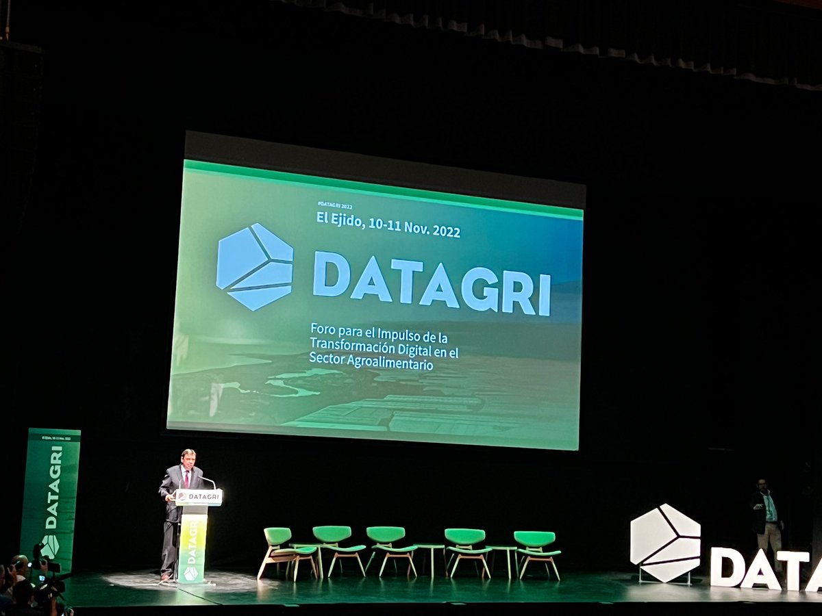 BASF_AgroES's tweet photo. En #BASFAgro patrocinamos una nueva edición @ForoDatAgri #DATAGRI2022 que en esta edición se traslada hasta El Ejido, #Almería, epicentro de la producción hortofrutícola Europea y cuna del una gran cantidad de desarrollos e innovaciones que hacen de nuestro sector una referencia. https://t.co/qD6KrRkkR2