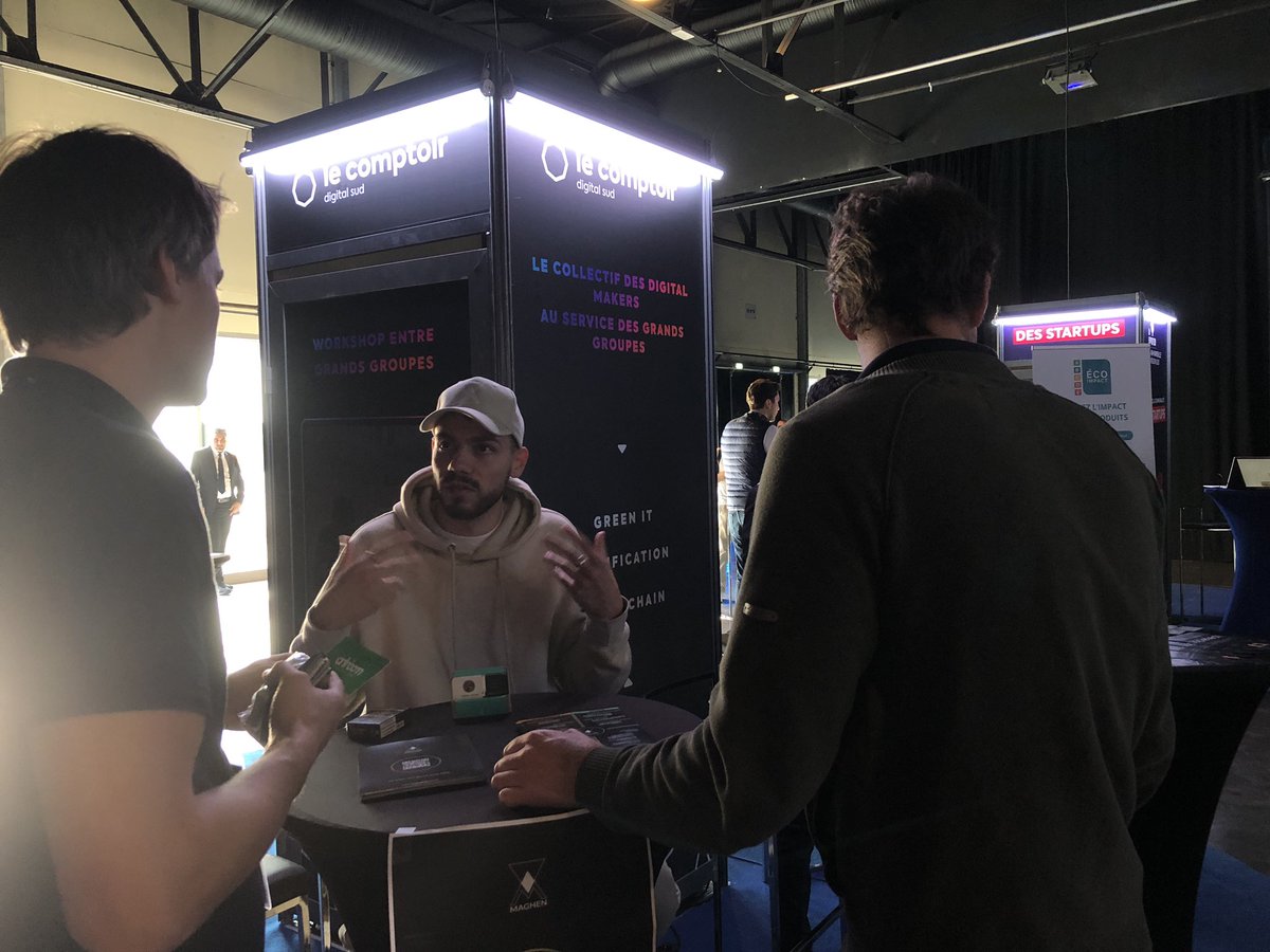 🤿Ils sont présents au #GRANDBAIN ! Venez rencontrer Le comptoir Digital Sud, LE collectif de makers qui répond aux besoins tech des grands groupes du territoire ! 

Avec <a href="/Atrioom_agency/">atrioom</a> <a href="/DevidCompany/">Dev-id</a> NABLAWARE Maghen et <a href="/Airbus/">Airbus</a>