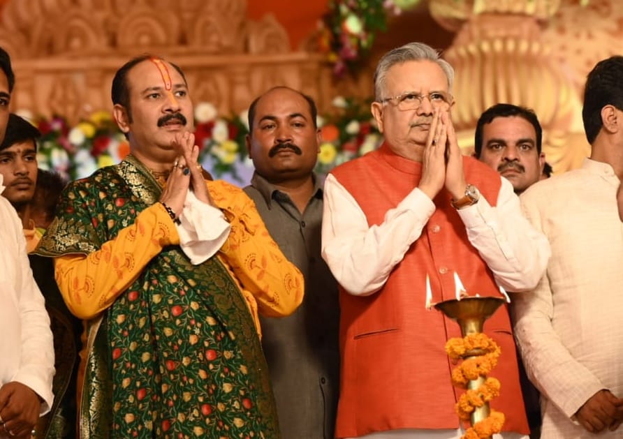 Dr Raman Singh on Twitter "आज राजधानी रायपुर में श्री प्रदीप मिश्रा जी के मुखारविंद से श्री शिव