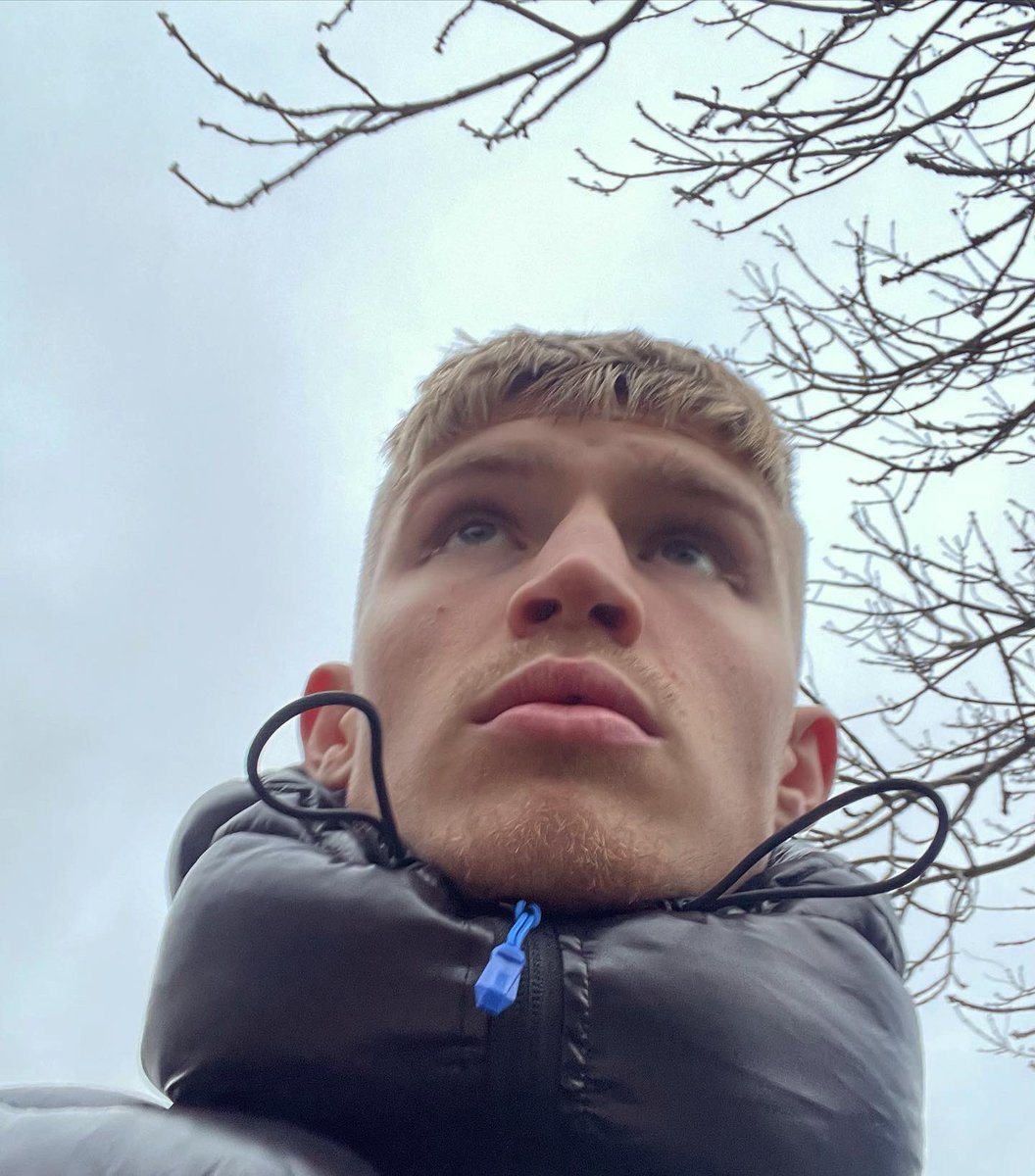 JoeRuss3ll's tweet photo. Best looking kid in the UK swear down #joerussell #joeruss3ll #alpha #dom #athlete https://t.co/J2A4NAUpSc