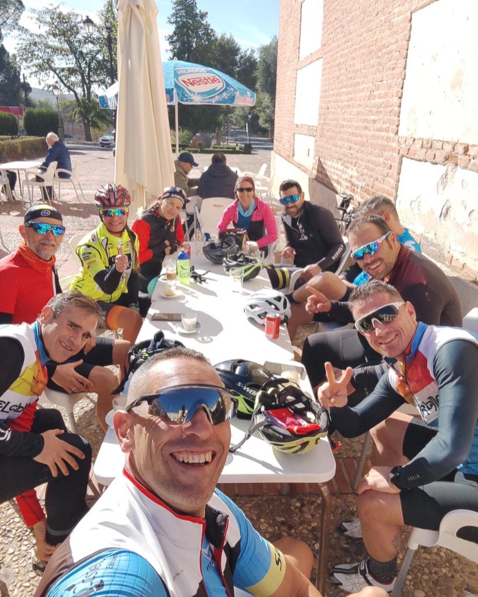 GRUPETA de #elcidtriatlon 
💙❤️💛🧡
elcidtriatlon.es

#Valdemoro #triatlon #triathlon #triatlonvaldemoro 
‼️Como Molaaaa está gente