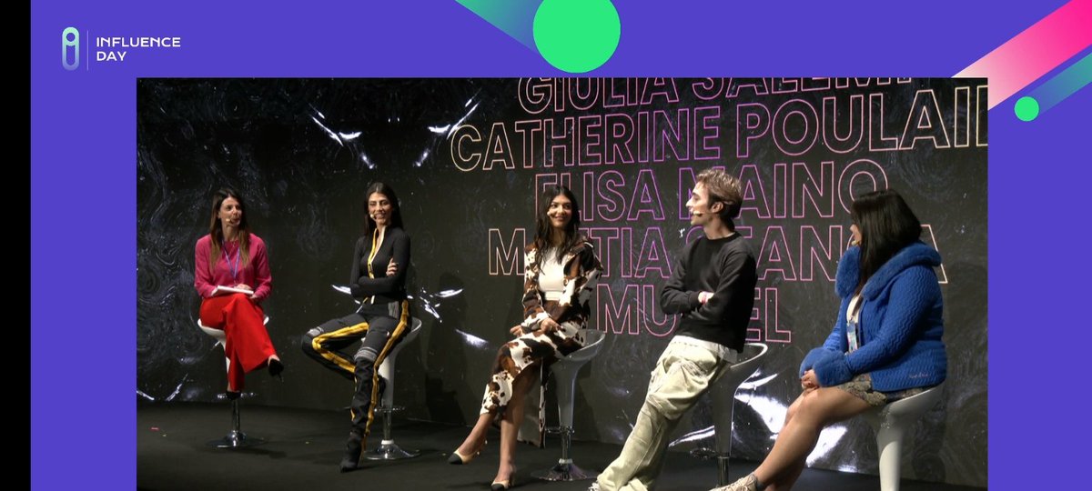 CarlaCarletta2's tweet photo. ✨️Giulia Salemi ✨️
#influenceday #prelemi https://t.co/sU6x6rNWHl