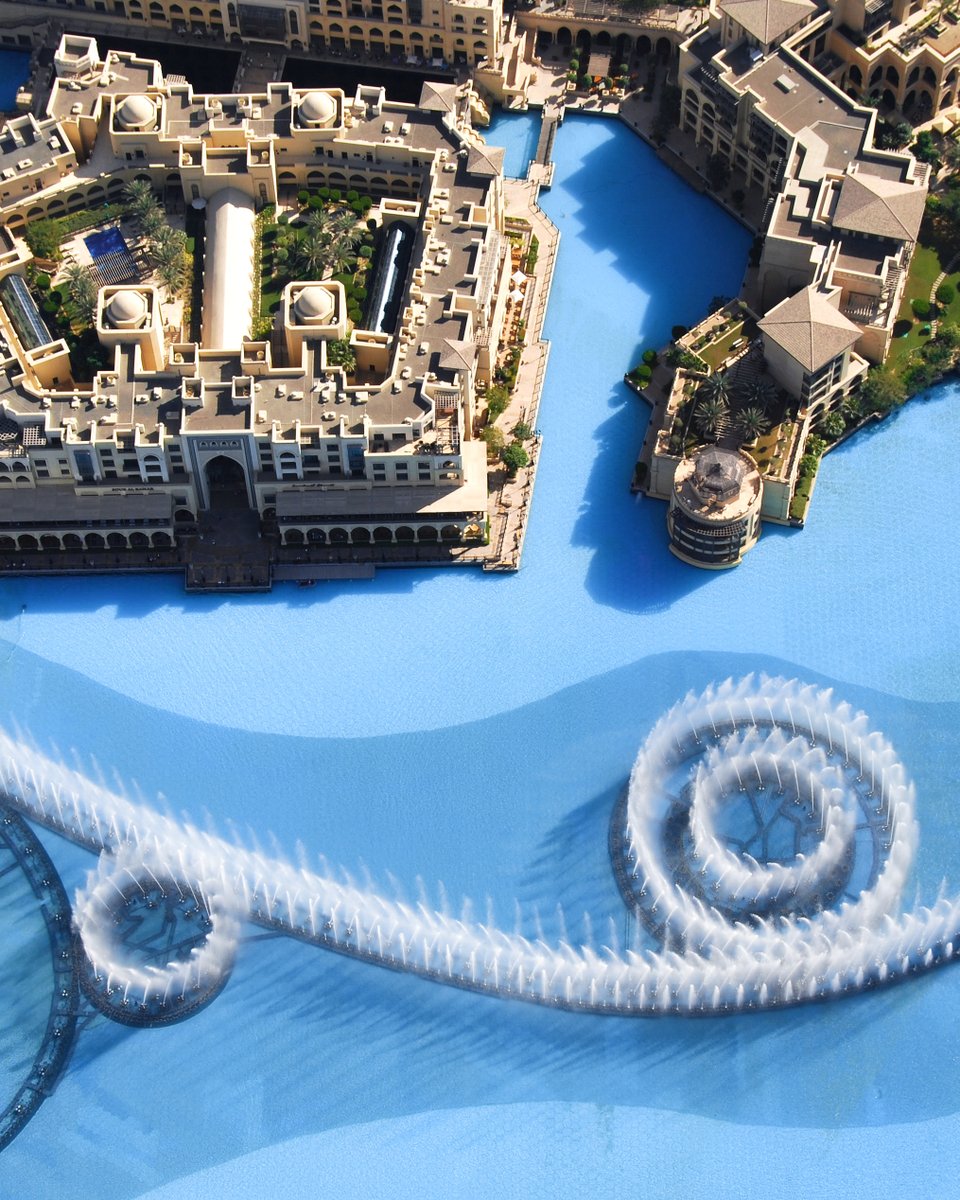 AXCAPITALUAE's tweet photo. "PRICE BUBBLE" – DUBAI OUT OF RISK

A price bubble in the real estate market is a significant deviation of property prices from their fair value, followed by a "burst".

Read👉https://t.co/OebGKroJgO

#realestate #dubai #pricebubble #investor #mortgage #bubbleindex #axcapitaluae https://t.co/4v7StudJMh