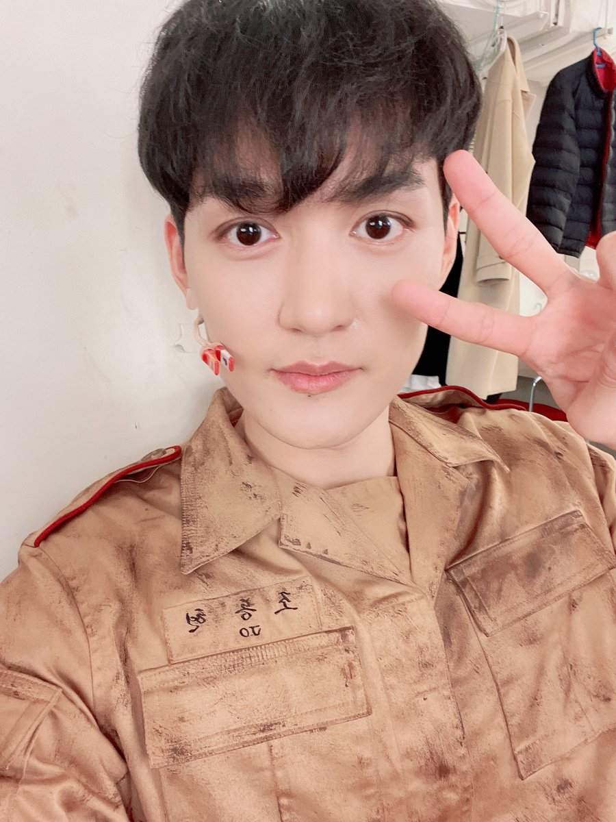 20대초반 
조동현 출격