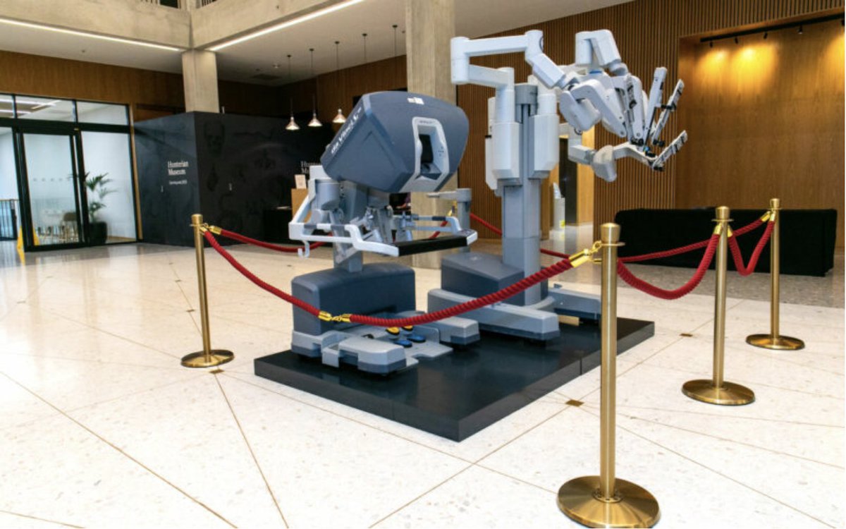 OrthopaedicPN's tweet image. Intuitive donates early version of its da Vinci surgical system to Royal College of Surgeons of England
#RCSEng #surgicalsystem #medicaltech
bit.ly/3hpSn7r