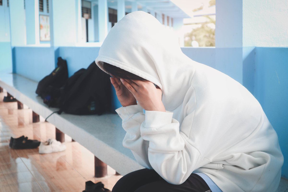 HARCÈLEMENT SCOLAIRE - 
8 jeunes sur 10 ont déjà été victimes de violences à l'école. 

Retrouvez une page dans l'édition du Tarn libre d'aujourd'hui et les chiffres détaillés des violences à l'école en Occitanie ici  ⤵️
cutt.ly/XMrN3g8

📸 © Illustration Freepik