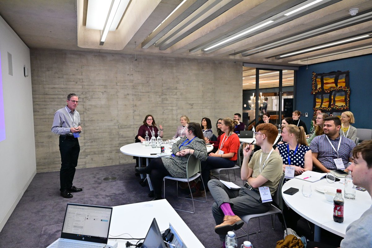 LabMedNews's tweet photo. Microbiology Training Day #UKMedLab22
Interactive Case Discussions
🗣️ @LisaBerry1978 - Complicated pregnancy
🗣️ John Klein - Pacemaker infection
🗣️ @AlirezaAbdolra1 - Medical mycology
🗣️ Debbie Nolder - Parasitology: malaria
#training #microbiology #healthcare #science https://t.co/33BO75bVwh