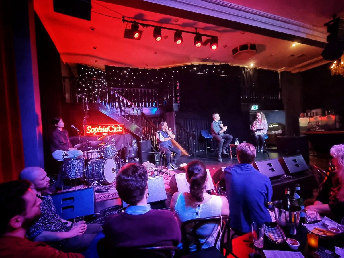 A wonderful evening with <a href="/hohwy/">Jakob Hohwy</a>, <a href="/tenzinchoegyal/">Tenzin Choegyal</a>, @BrigidHains and Maria Moles discussing and improvising with all things concerning self and the predictive mind at Sophia Club Melbourne tonight @brunswickballroomaus @sophiaclub_live <a href="/aeonmag/">Aeon Magazine</a> <a href="/Monash_M3CS/">Centre for Consciousness & Contemplative Studies</a>