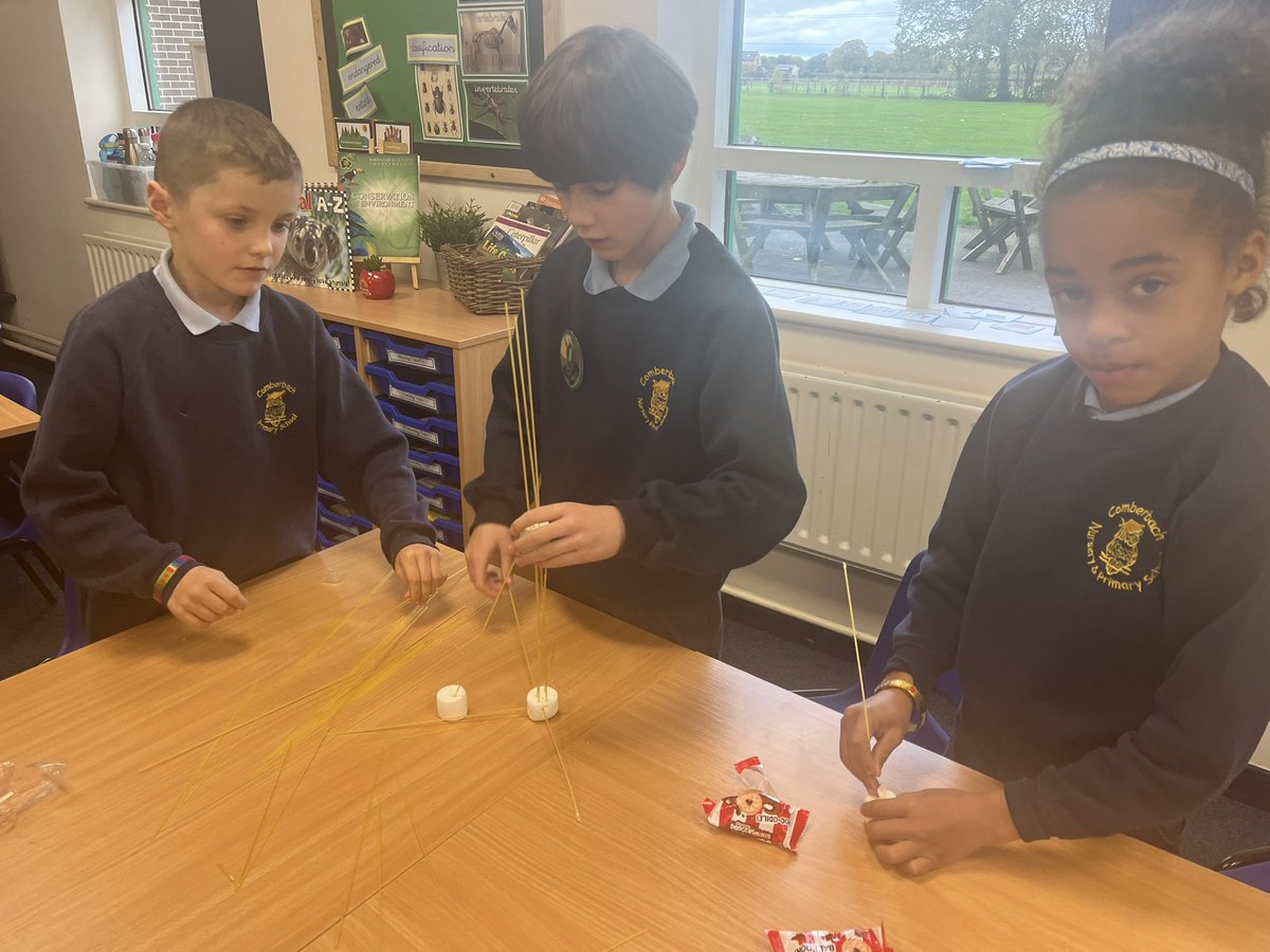 Mrs Johnson tweet media