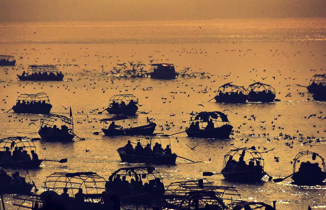 Tourists take a boat ride at Sangam, the confluence of the rivers Ganges, Yamuna and mythical Saraswati,in Prayagraj @upgovt
 #cityofkumbh #allahabad #photojournalist #asia #everydayasia #everydayeverywhere #iphonephotography #apple #indiapictures #indiaclicks #tourism #boat #up