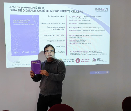 Participando en las jornadas de presentación de la guía de digitalización de micro y pequeñas bodegas organizado por <a href="/clusterinnovi/">INNOVI</a>   donde el software de Upwine Smart Tasting ha sido y es partícipe para la digitalización de las bodegas.