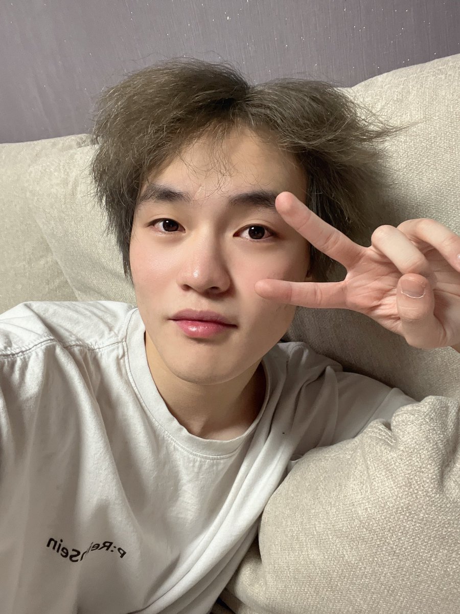 elbijen's tweet photo. @AhnBillNa @nctzenbase boleh boleh https://t.co/5sAnycIb28