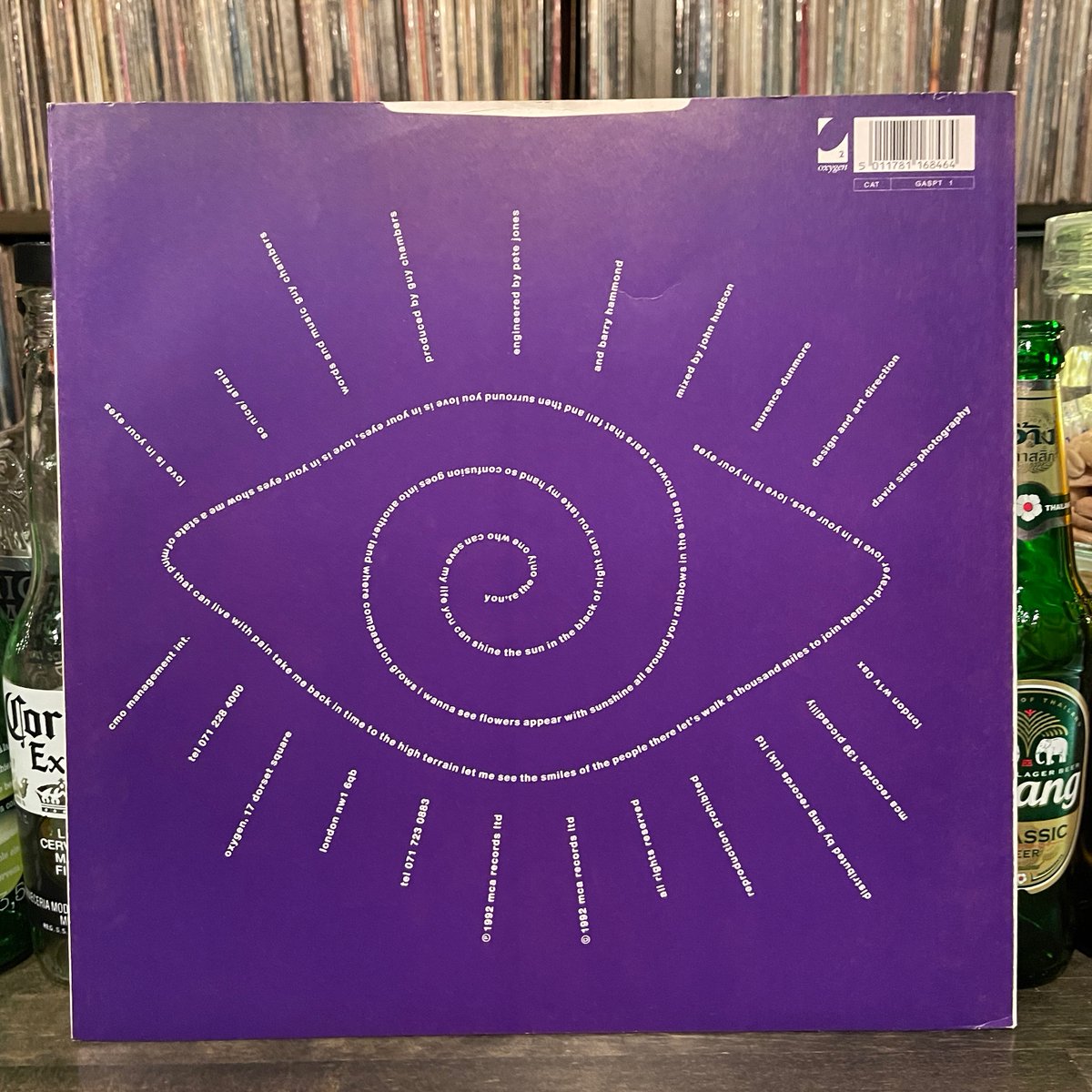 MILEHIGHCLUB202's tweet photo. ほな12いこか
the lemon trees / love is in your eyes [’92 Oxygen / MCA Records --- GASPT 1]
#TheLemonTrees #LoveIsInYourEyes #OpenBook #JackJosephPuig #GuyChambers #vinylbar #recordbar #レコードバー #mhc10112022
https://t.co/dX7Ark2vFG https://t.co/pizjca9oPz