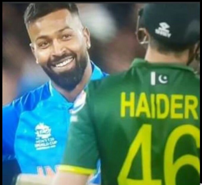 bhar_ma_ja's tweet photo. Haider bhai personal ISSUE resolved 😏😅 https://t.co/gmIQf1HWo9