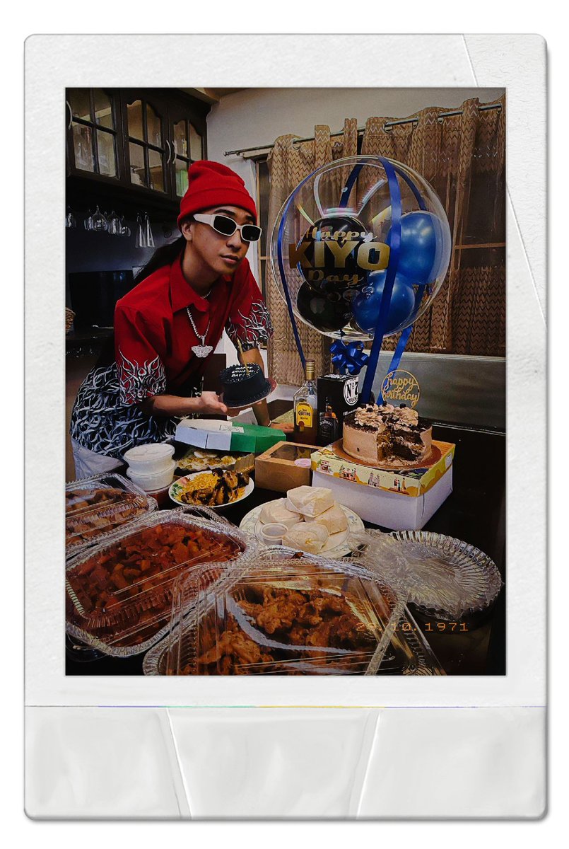 kiyoslyricsbot's tweet photo. happy shineboi day! 🫶 salamat sa musika, proud of u palagi! @Yukihirorubio sana nagustuhan mo yung cake and balloon, big thanks to Gifts for Keeps! 🖤 https://t.co/b92DNdB0K6