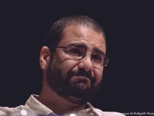 Khaledali251's tweet photo. أخطرنا مكتب النائب العام بالرحاب بأن سيادته وافق على الطلبات المقدمة من مكتبنا لزيارة علاء فى محبسه، وقد صرح لى بزيارته، وعلينا استلام التصريح من دار القضاء العالى، وبالفعل انتقلنا إلى هناك واستلمنا تصريح سيادته منذ دقائق، وأنا الآن فى الطريق لسجن وادى النطرون لزيارة علاء . https://t.co/k8Nsryg8AT