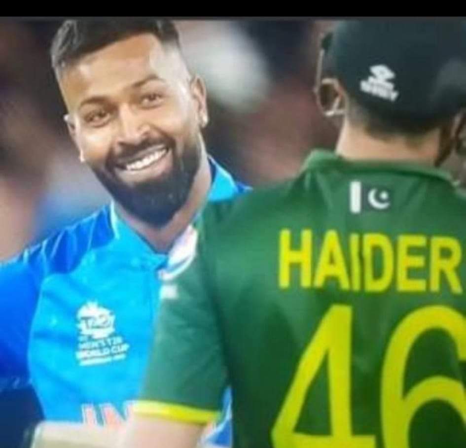 Asif_Chaudhry9's tweet photo. 152/0 کے بعد پیش خدمت ہے 170/0 😂😂😂 مر گئے #End_ia 😂 https://t.co/9cxqMjkclX