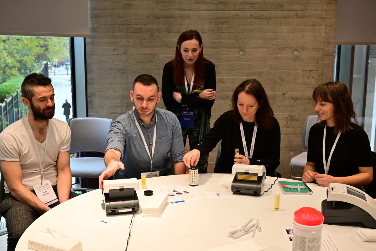 LabMedNews's tweet photo. Trainees being introduced to emerging devices for Point of Care Testing #POCT
🧪Biochemistry Training Day #UKMedLab22
📸 @FyfePhoto
#biochemistry #training #science #learning https://t.co/sTTFw29QGI