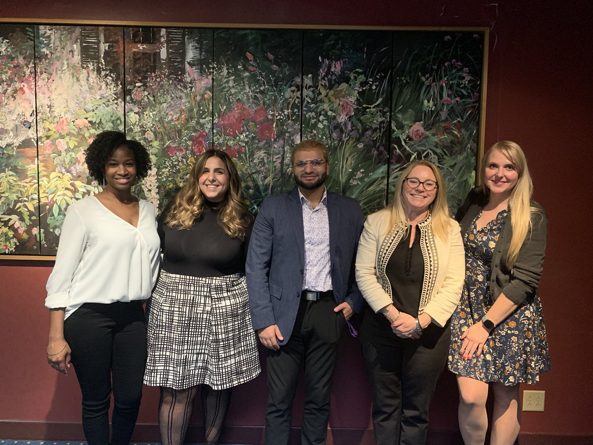 DrCpolsc260's tweet photo. Thanks to these amazing SXU legal alums for sharing their time with our pre-law students. Victoria Worley, Sofia Vatougios, Rafeh Motan, Katie Haskins Becker, Natalie Zakarzecka, and Maritzza Escudero. #WeAreSXU https://t.co/Yydh9risHJ