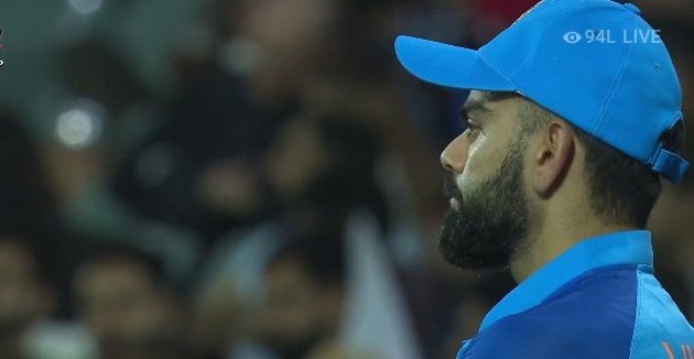 MdShayeq's tweet photo. Aur inhe lgta tha Kami iske captaincy mai thii..Feel for this man kohli @imVkohli #chokers https://t.co/n1KdV9RrCi