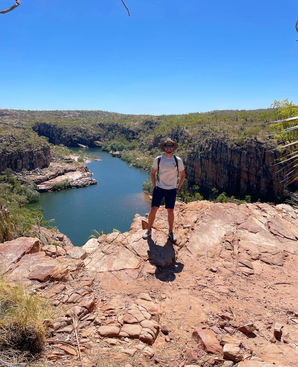 TravelByTy's tweet photo. Day 3: Kimberley's Road Trip
We had an early start waking up at the Nitmiluk Campground and started the day with a gorge boat tour. Afterwards we hiked along the gorge ridge line and took in some amazing views. 

#nitmiluknationalpark #roadtrip #australia #northernterritory https://t.co/ozN6iSetsY