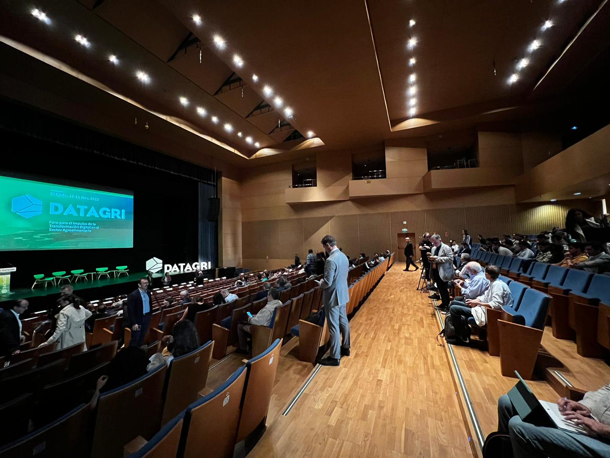 FITESA_Agro's tweet photo. #infoFITESA

🆙 Conoce el programa de la quinta edición de #DATAGRI2022 en El Ejido (Almería)

🚜 La transformación digital en el sector agrario será uno de los temas a tratar. 

📅 Se celebra hoy día 10 y mañana 11 de noviembre.

Más información 👇🏼

 🔗https://t.co/reXktmtNBQ https://t.co/NJaPFmNNj4