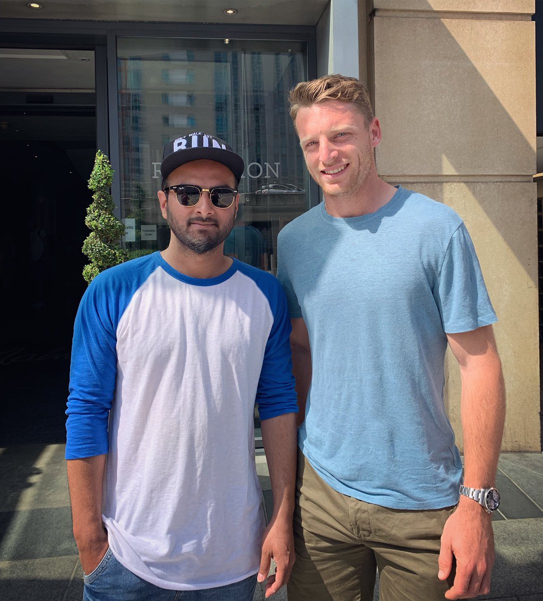 arifrobin's tweet photo. Congratulations @englandcricket 👏
Good luck for final 👍
#ENGvIND #T20Iworldcup2022 #T20worldcup22 #INDvENG https://t.co/T7Nr7jXdb7