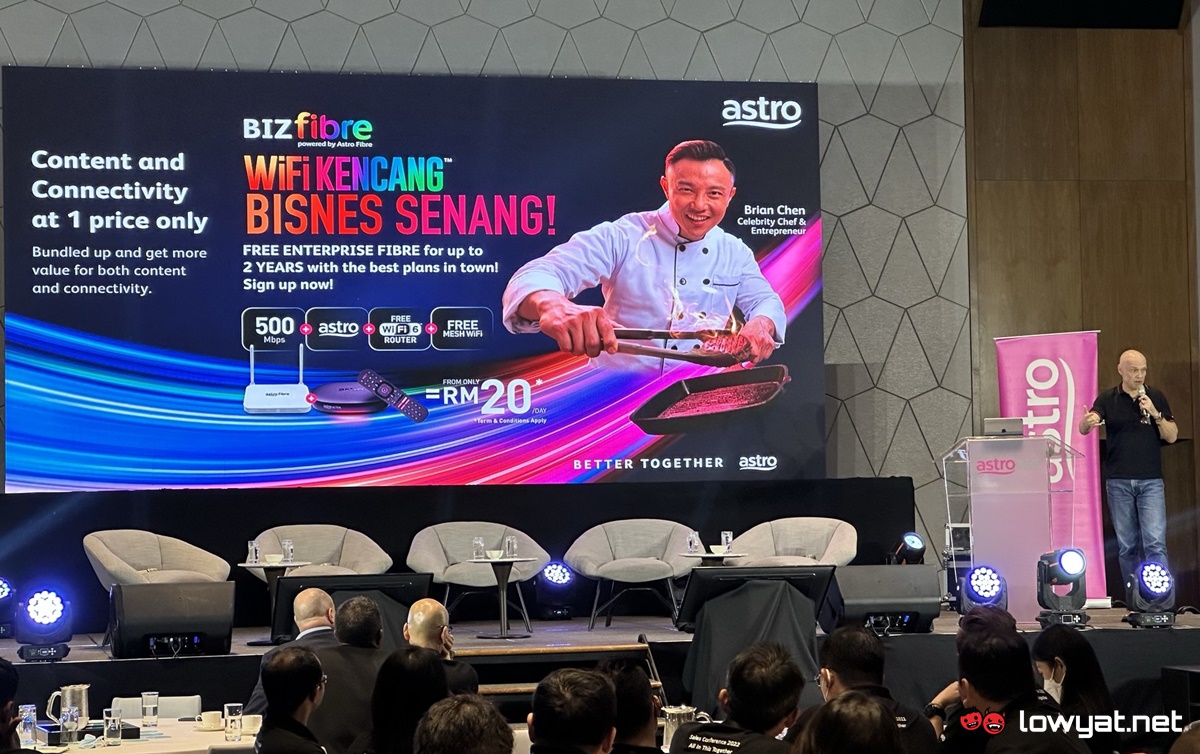 LowyatNET's tweet photo. #AstroMY #BIZfibre Goes Official: Starts At RM239 For 500Mbps
@astroonline
https://t.co/vROVMnpP93 https://t.co/EBoBpjlw38