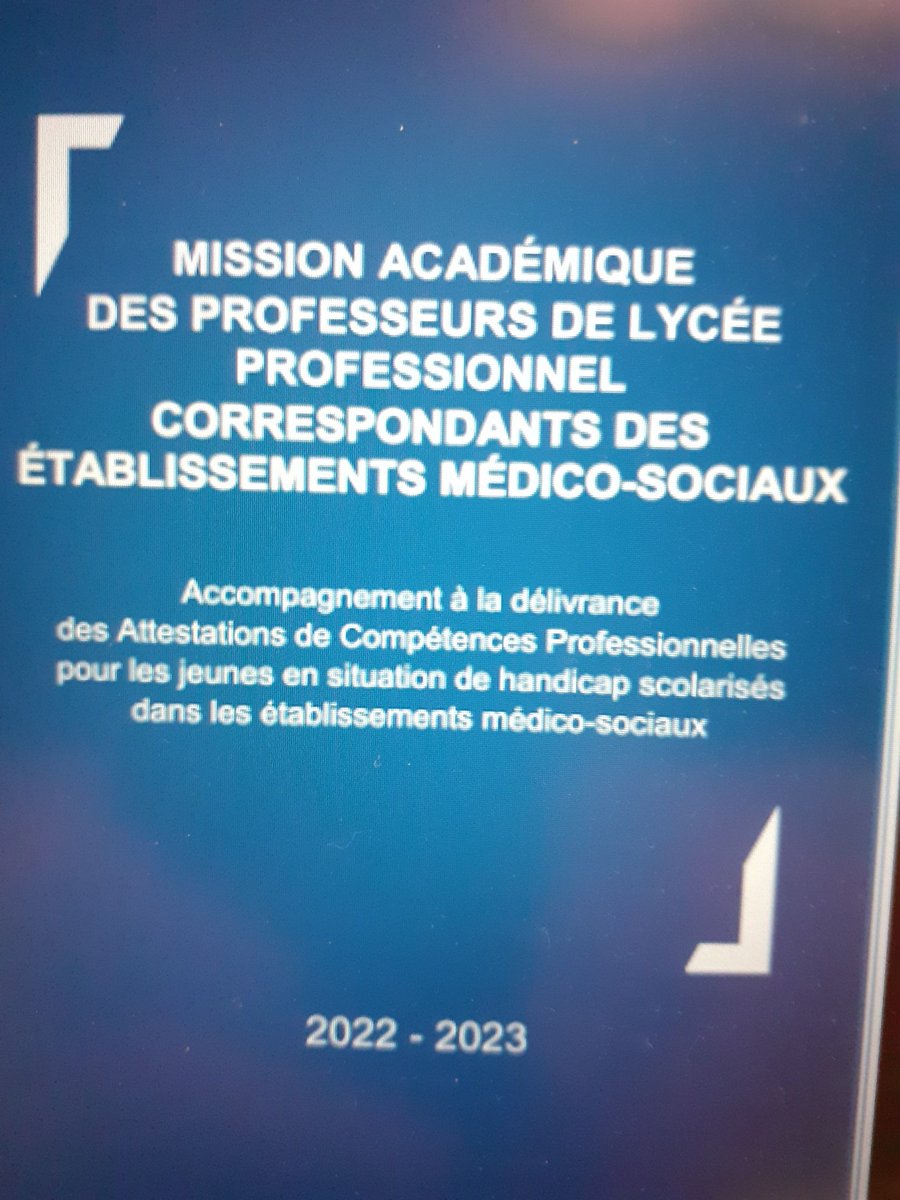 gregory_wirth's tweet photo. Conformément aux préconisations du comité national de suivi de l'Ecole inclusive : l'académie œuvre pour la coopération étroite entre le secteur scolaire et le secteur medico social. Accéder à une qualification reconnue, délivrer des attestations de compétences professionnelles https://t.co/pJo0hJVT8r