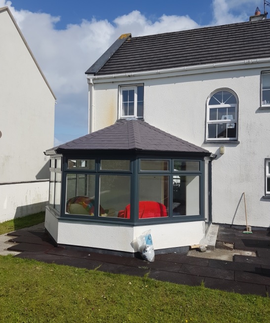 CRSWirral's tweet photo. It's getting colder by the day, ensure your conservatory is ready to use and warm this winter with a Guardian Warm Roof! With a range of different colours and styles, you'll be sure to find something to suit you. 

Contact us today for a quote! info@crswirral.co.uk

#warmroof https://t.co/2f8F2G2Ts4