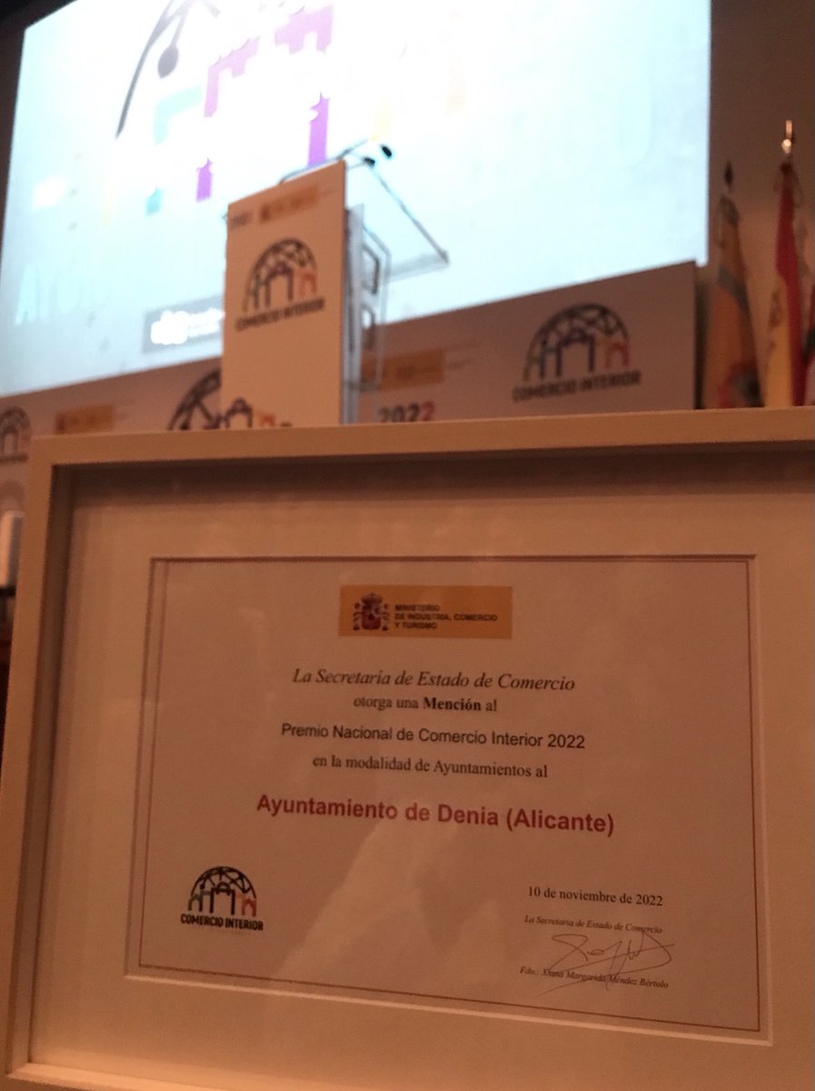 Enhorabona a l’Ajuntament de Dénia per la seua menció als premis nacionals de Comerç Interior 👏🏻👏🏻👏🏻👏🏻 ⁦<a href="/ayto_denia/">Ajuntament de Dénia</a>⁩