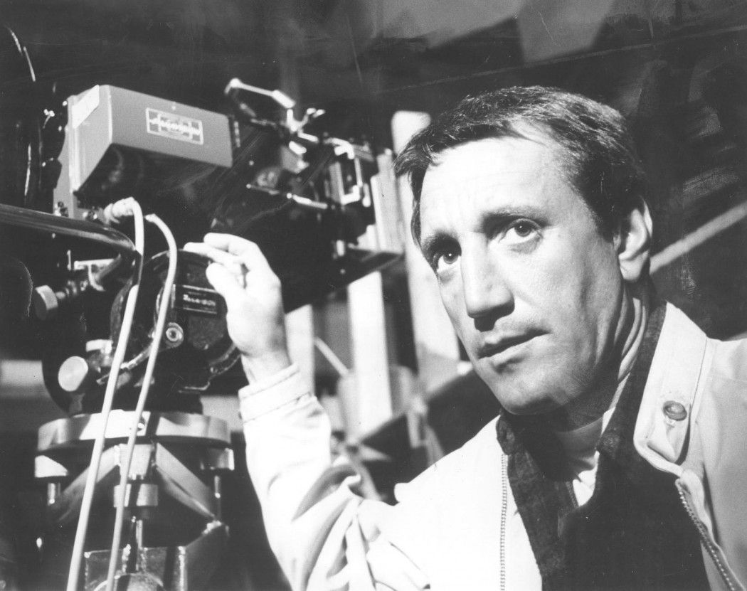 Happy birthday, Roy Scheider!

 