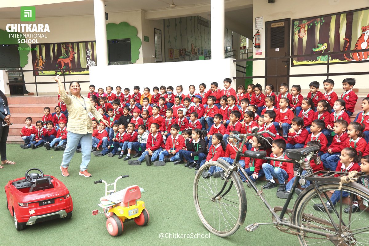 chitkara_school's tweet photo. Chitkara International School, Chandigarh celebrates "World Transport Day" with the young learners of Nestling

#CIS #chitkarainternationalschool #activity #schoolactivity #studentsactivity #transportday #worldtransportday #transport #studentknowledge #kidslearning #nestling https://t.co/Wen0WEVAMz