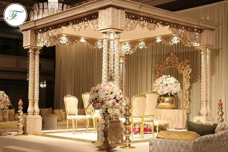 fancyandclassy's tweet photo. When you want to make your traditional wedding to trendy, we've got the answer. With our enchanting decoration, your wedding will be a truly unforgettable event.

#fancyandclassy_in #wedding #weddingsetup #floraldecor #floraldesign #weddingplanner #trendy #trending #explore https://t.co/cYCv3OfEUj