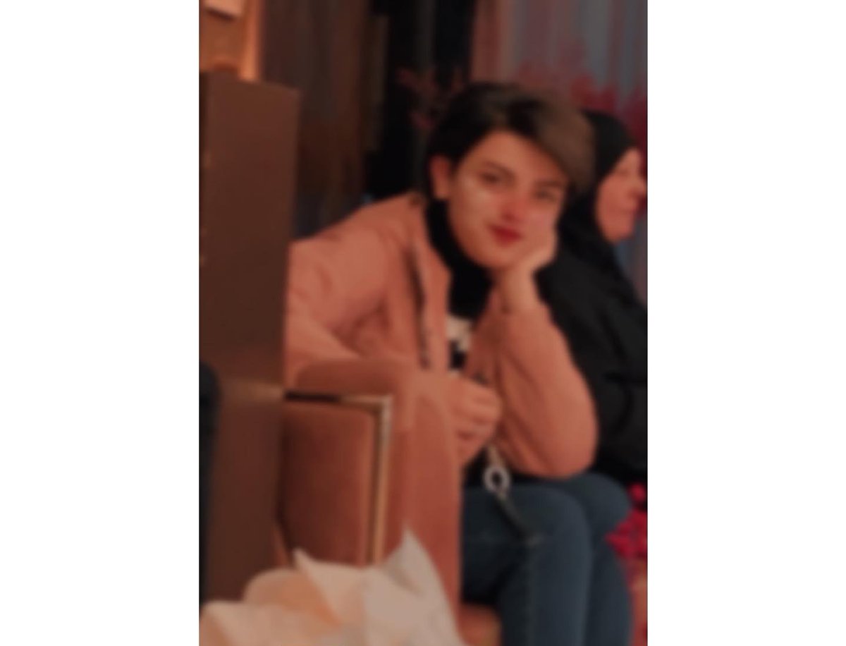 dev__km's tweet image. أجمل ما في الحياة لن تراه بعينك بل ستشعره بقلبك 🌈💙