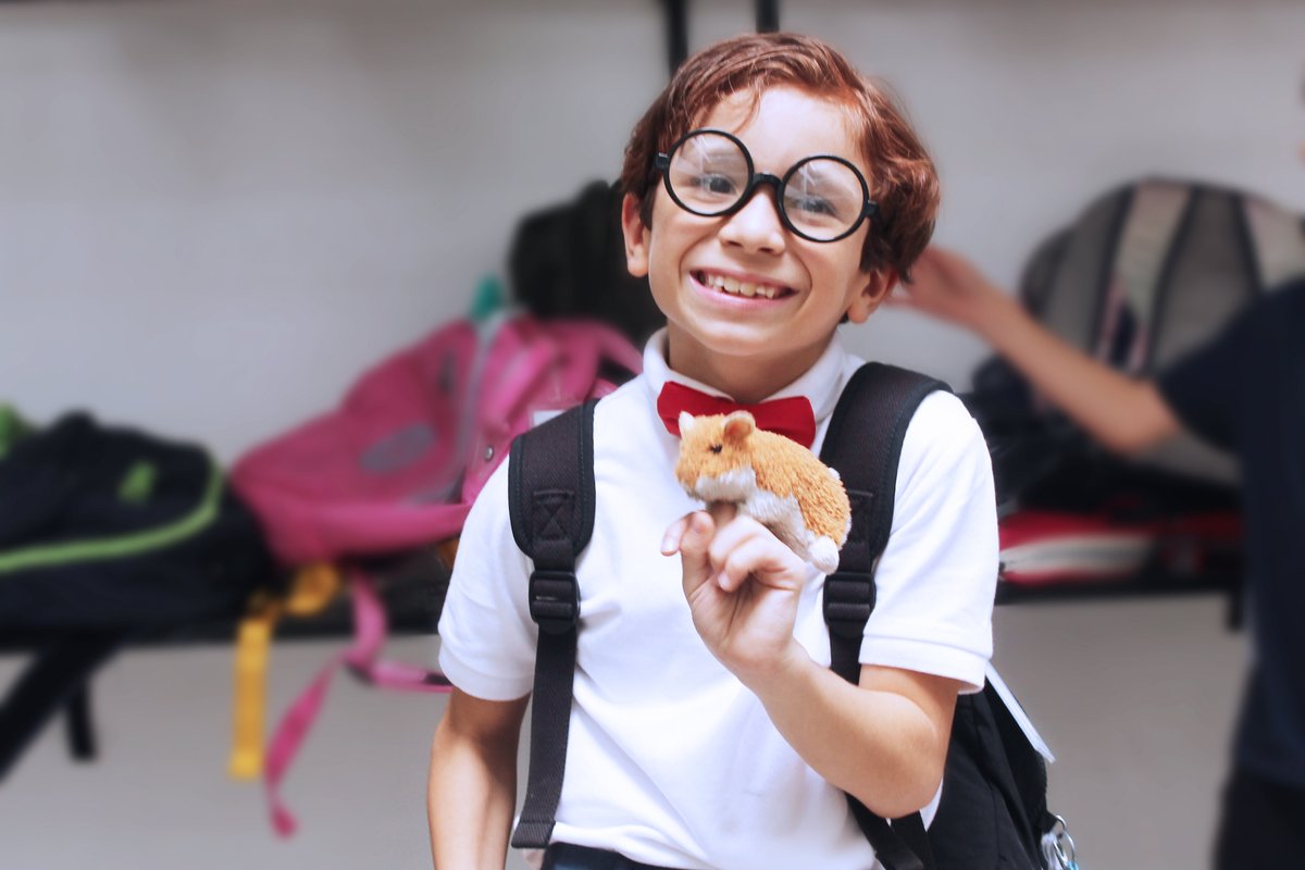 Our students celebrated Book Character Day. Thank you to our #NHS members for hosting this day! 🔖📚

#SMSNews #ColorDay