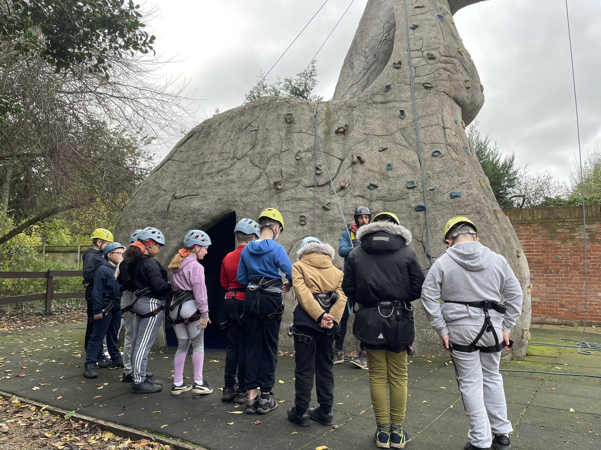 Diamond1Academy's tweet photo. Activity 2 #towertime #year6fun #residential #horsteadactivitycentre https://t.co/mNpVS1qFS6