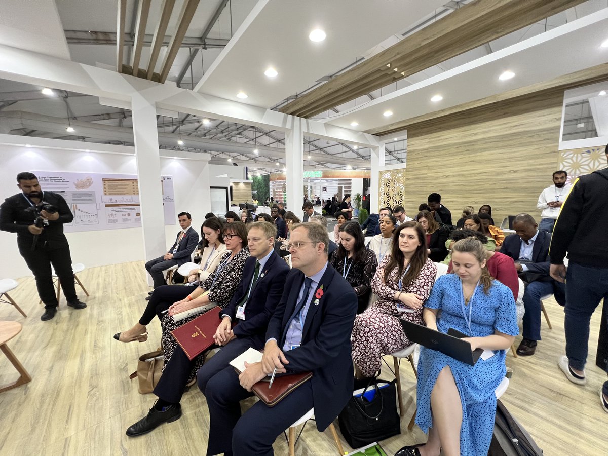 UKinEgypt's tweet photo. Fantastic to see the Climate Finance Accelerator family come together at @COP27 ! #CFAEgypt its youngest member will be announcing in its first cohort very soon... stay tuned ! https://t.co/PD6TXeVH4b