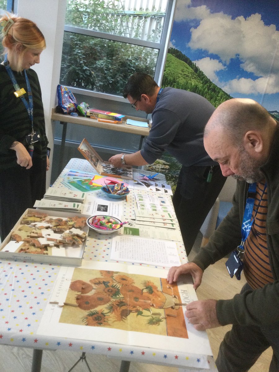 AnnJinOT's tweet photo. Today for #OTWeek we’re using our Process Skills on the activity challenge
Come on down to the Orangery
Here till 12.30
@park_ot @NHSJennyB @dent2_zoe @CaraOates1 https://t.co/Sb681sNlBW