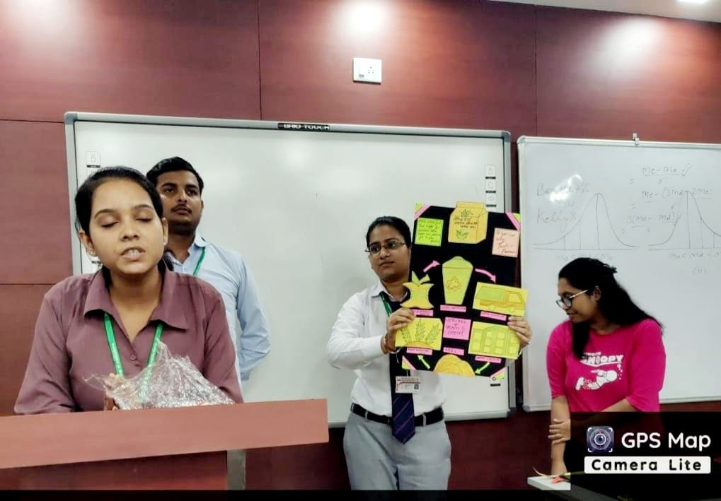 MangalmayT's tweet photo. Mangalmay Institute of Management &amp; Technology organised an activity “Poster Presentation on Business Plan” on 14/10/22 for the students of MBA 1. There were 14 groups with different business plans presented on poster. 
#mimtworld #academics #MBA #knowledge  #businessplan https://t.co/zNS8Zqblsb