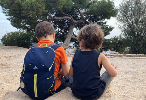 InstInfancia's tweet image. 🔴La soledat afecta molts més infants... 
Si tenim en compte els infants que no se senten sols habitualment però que s’hi han sentit alguna vegada, els percentatges s’amplien al voltant del 40% per totes les situacions (exclusió, aïllament, no tenir ningú amb qui parlar)