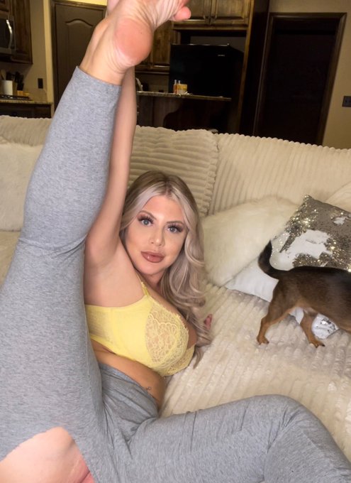 The full pics and videos are up on https://t.co/GLrCOcS4bh https://t.co/diCRfcBeNb<a href="/tag/twerk"class="tags"><span>#twerk</span></a><a href="/tag/blonde"class="tags"><span>#blonde</span></a><a href="/tag/peach"class="tags"><span>#peach</span></a><a href="/tag/milf"class="tags"><span>#milf</span></a><a href="/tag/sundressseason"class="tags"><span>#sundressseason</span></a><a href="/tag/onlyfans"class="tags"><span>#onlyfans</span></a>