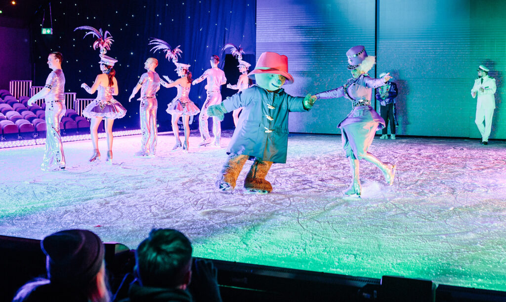 XmasBest's tweet photo. Our pick of the top Yuletide days out, plus the best hotels nearby, as recommended by the @GoodHotelGuide. #daysout #Christmas2022 
https://t.co/qg6n1WuueF https://t.co/FXLlRQ65CI