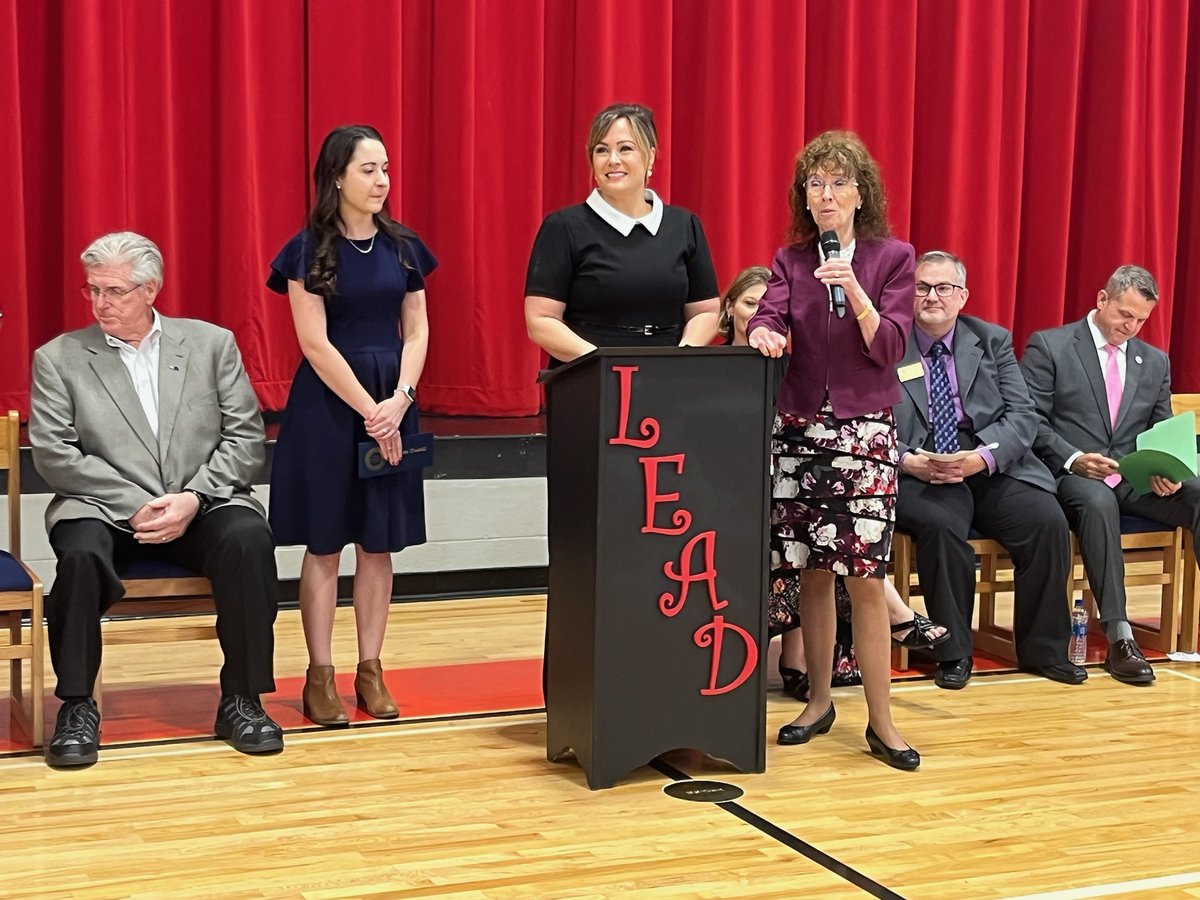 Milken Family Fdn (@milken) on Twitter photo Third grade teacher CHARLOTTE BUSKILL wins Kentucky’s $25,000 #MilkenAward at Newton Parrish Elementary in <a href="/oboroschools/">OboroPublicSchools</a> — thanks <a href="/LtGovColeman/">Lt. Governor Jacqueline Coleman</a> @KYCommishGlass for helping us celebrate her! <a href="/KyDeptofEd/">KY Dept of Education</a> <a href="/ops_pio/">Jared Revlett</a> <a href="/milken_jfoley/">Jane Foley</a> #KYEd #TeamKDE #TeamKentucky Third grade teacher CHARLOTTE BUSKILL wins Kentucky’s $25,000 #MilkenAward at Newton Parrish Elementary in <a href="/oboroschools/">OboroPublicSchools</a> — thanks <a href="/LtGovColeman/">Lt. Governor Jacqueline Coleman</a> @KYCommishGlass for helping us celebrate her! <a href="/KyDeptofEd/">KY Dept of Education</a> <a href="/ops_pio/">Jared Revlett</a> <a href="/milken_jfoley/">Jane Foley</a> #KYEd #TeamKDE #TeamKentucky
